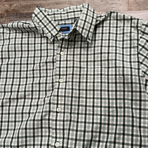 Arrow • green plaid button down w chest pocket - Picture 3 of 5
